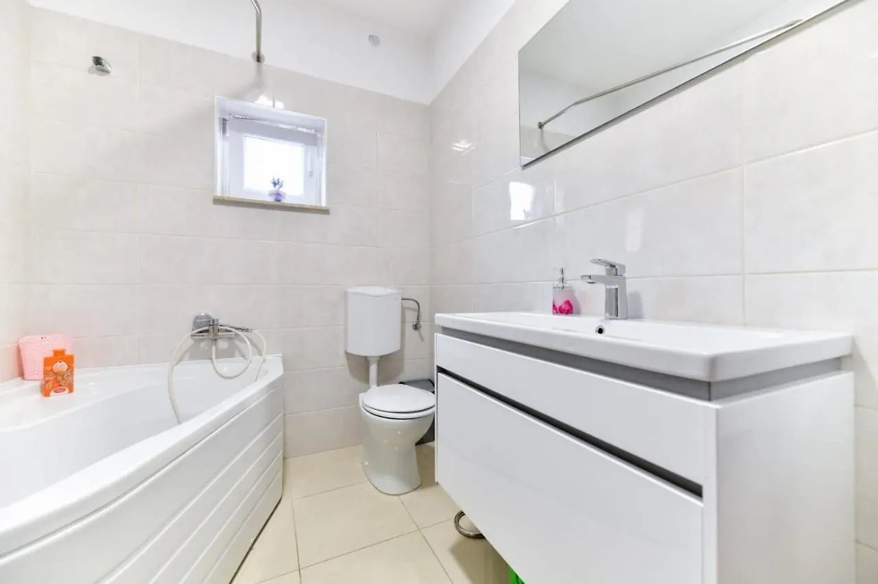House Gabriela Villa Debeljak Holiday home